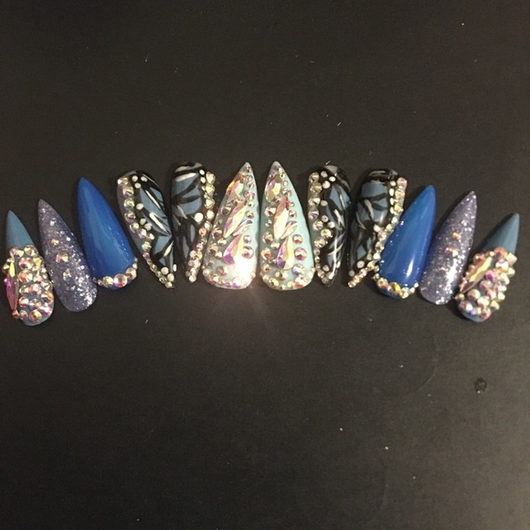 🦋Blingii Butterfly Bluez🦋 Press On Nails-Med - Picture 6 of 11